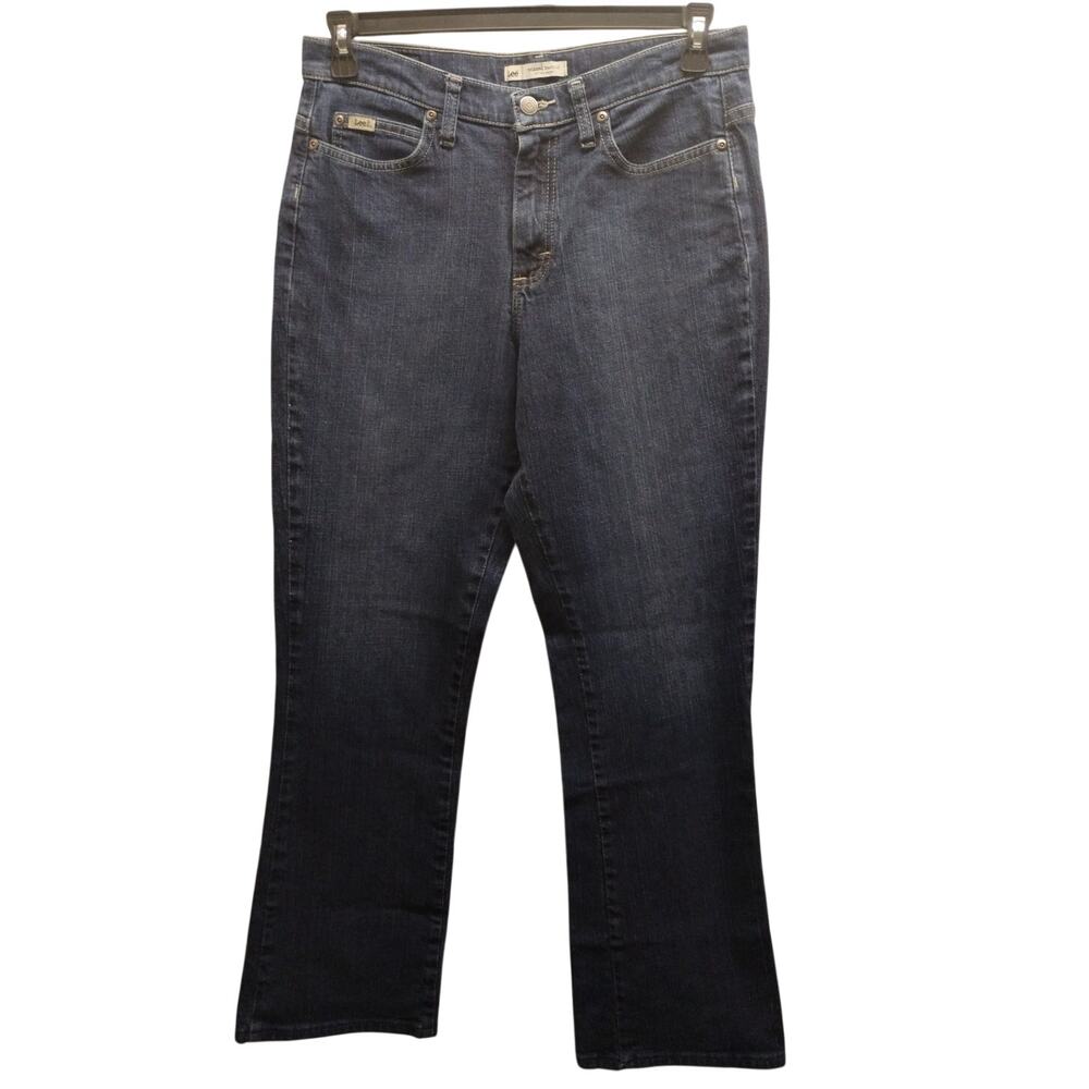 Lee Women's Size 8 Medium Relaxed Bootcut At The Waist Dark Wash Blue Jeans